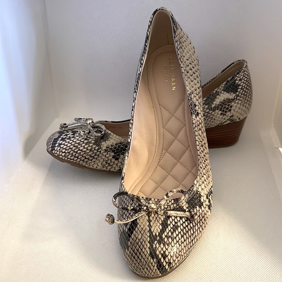 cole haan roccia snake print